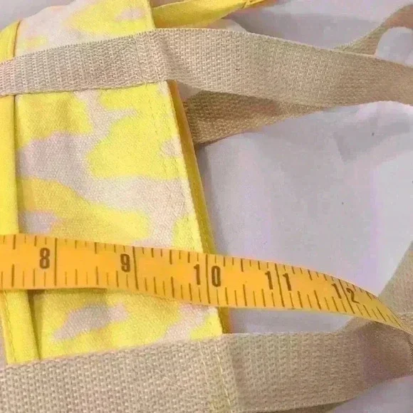 Joe Boxer small Tote - Picture 4 of 6